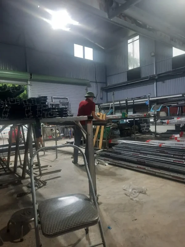 Công ty tổng thầu nhôm kinh, công trình kính mặt dựng