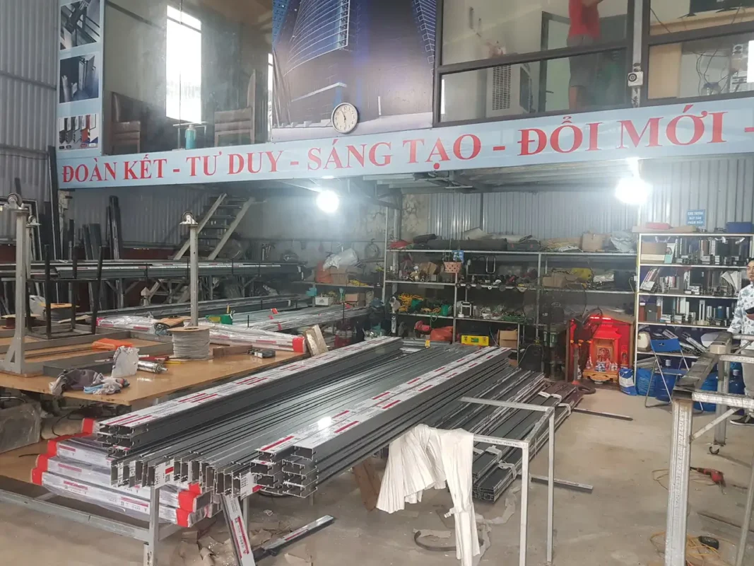 Công ty tổng thầu nhôm kinh, công trình kính mặt dựng